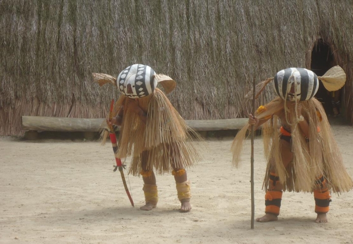 Sítio Toca da Raposa “A Cultura do índio do Alto Xingu – Aldeia Kuikuro”